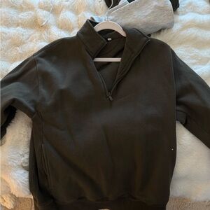 Aritzia Green boyfriend 1/4 zip Sweater